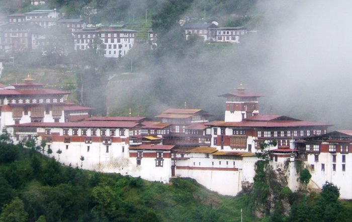 trongsa 700x441